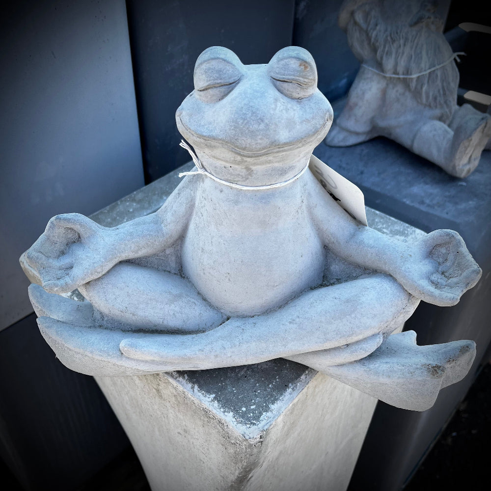Small Yoga Froggie Concrete Statue