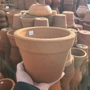 7" Tapered Planter, Terra Cotta